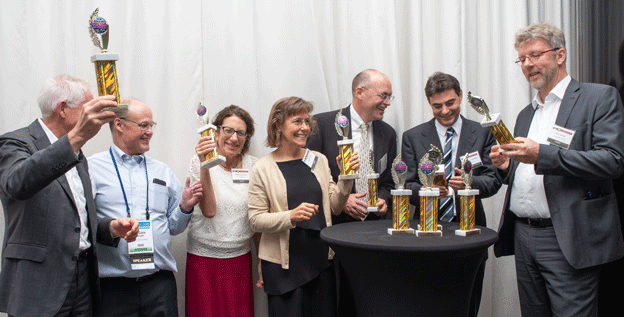 GPS World Leadership Dinner 2018 Somehow, the team of Leadership Award winners (LOQUATRIO) ended up winners of the Smart City Jam! as well. Smart drivers (or jammers) (or both). (Melanie Beus photo).