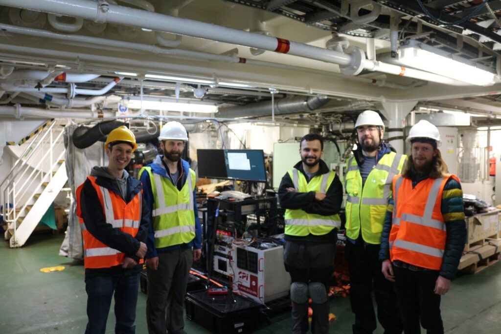 Onboard team for the sea trial. (Photo: CPI TMD)