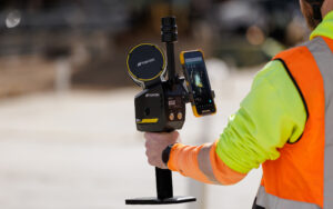 Topcon's new CR-S1 hanadheld scanner is now available. (Credit: Topcon)