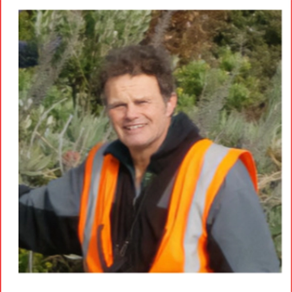 Dr. Chris Pearson